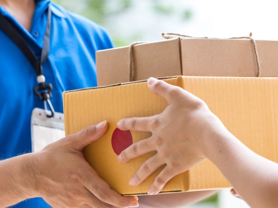 Top Courier transporte de mercancias urgente-min