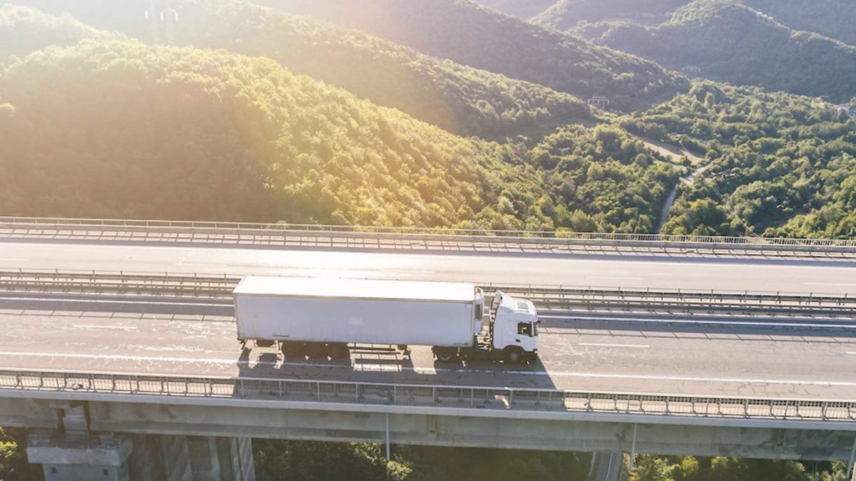 Qué influye en el precio del transporte